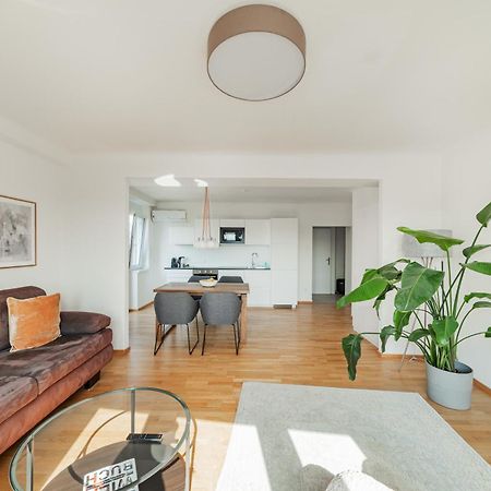 Central 60M2 Suite 10 Min Walk From Main Station Bécs Kültér fotó