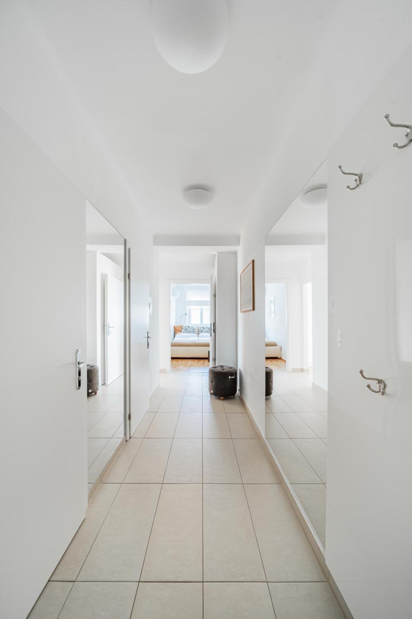 Central 60M2 Suite 10 Min Walk From Main Station Bécs Kültér fotó