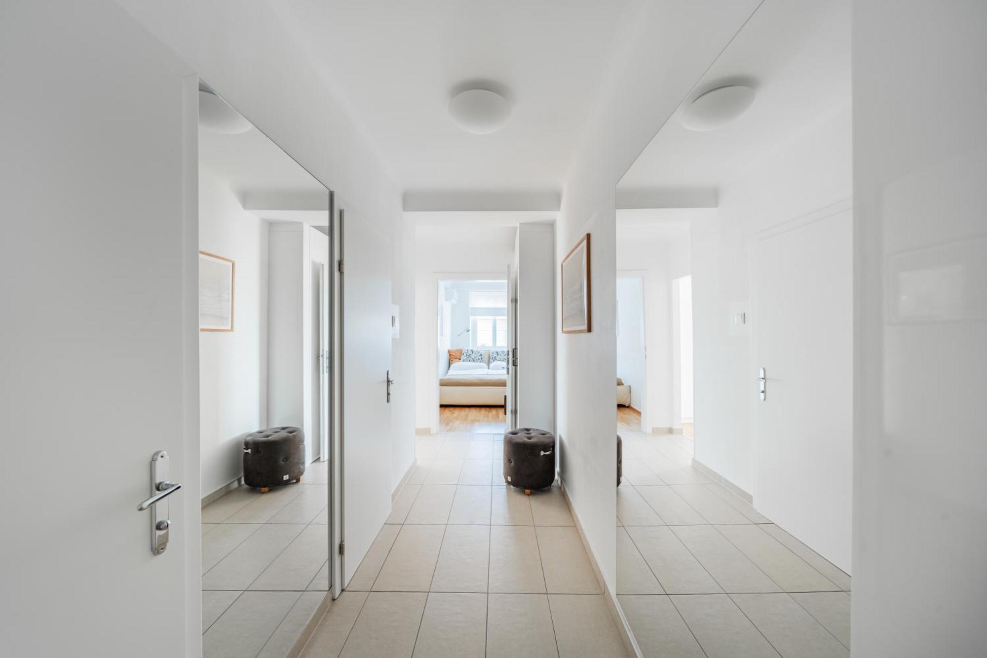 Central 60M2 Suite 10 Min Walk From Main Station Bécs Kültér fotó
