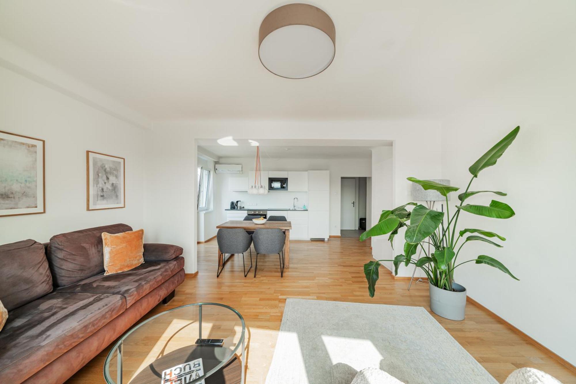 Central 60M2 Suite 10 Min Walk From Main Station Bécs Kültér fotó